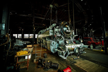 Картинка техника паровозы паровоз депо ремонт