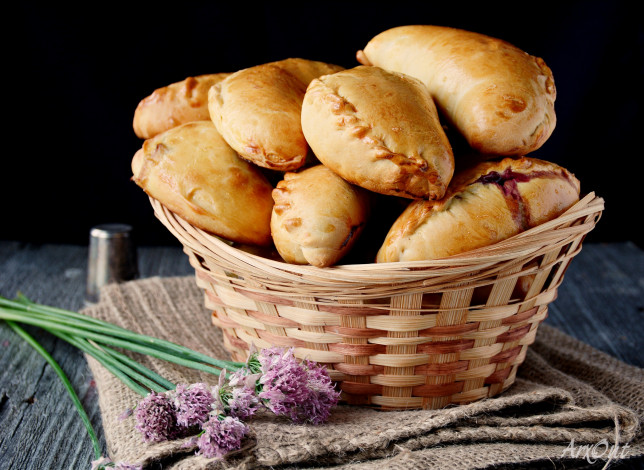 Обои картинки фото еда, хлеб,  выпечка, пирожки