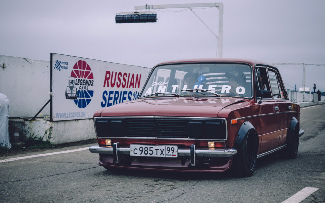 Обои картинки фото автомобили, выставки и уличные фото, vaz