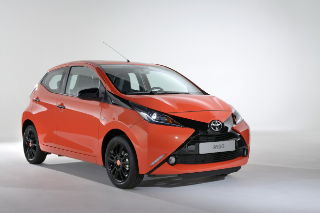 Обои картинки фото 2014 toyota aygo, автомобили, toyota, оранжевый, aygo