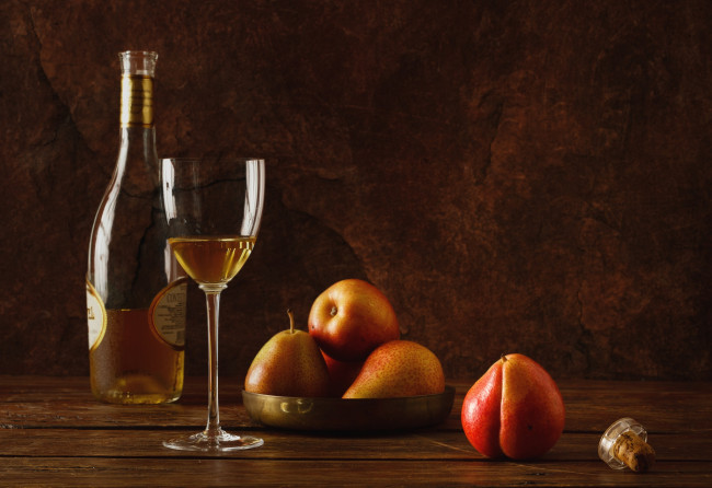 Обои картинки фото еда, груши, вино