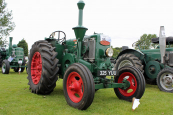 Картинка техника тракторы колесный трактор