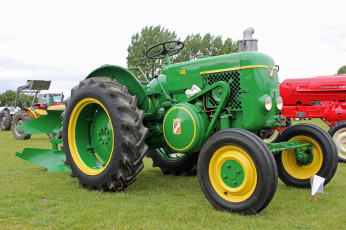 Картинка техника тракторы трактор колесный