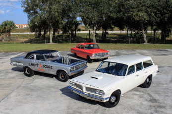 Картинка автомобили разные+вместе pontiac