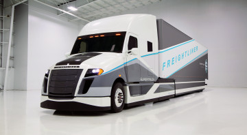Картинка автомобили freightliner