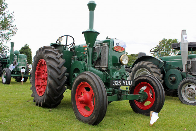 Обои картинки фото техника, тракторы, колесный, трактор