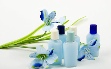 Картинка разное косметические+средства +духи флаконы альстромерия
