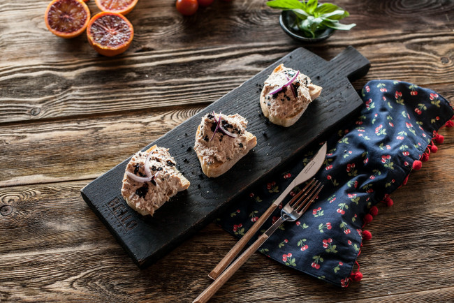 Обои картинки фото еда, бутерброды,  гамбургеры,  канапе, вкусно, хлеб, бутерброд, начинка