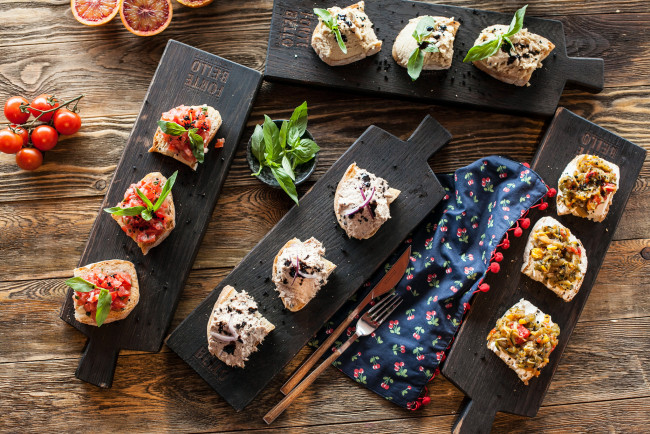 Обои картинки фото еда, бутерброды,  гамбургеры,  канапе, вкусно, хлеб, начинка, бутерброд