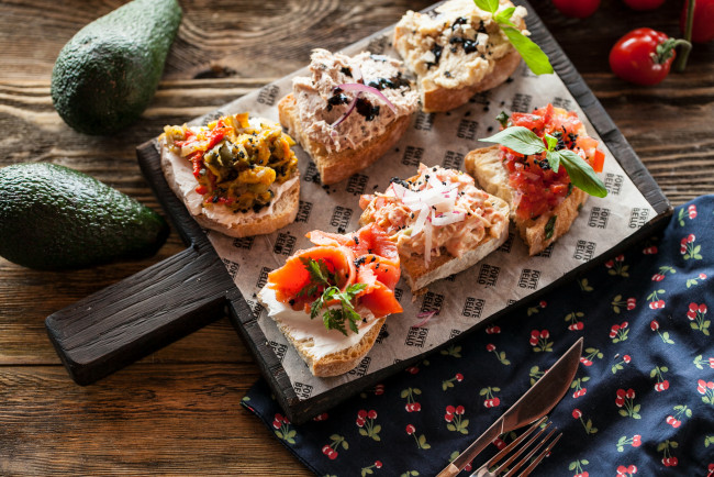 Обои картинки фото еда, бутерброды,  гамбургеры,  канапе, вкусно, бутерброд, хлеб, начинка