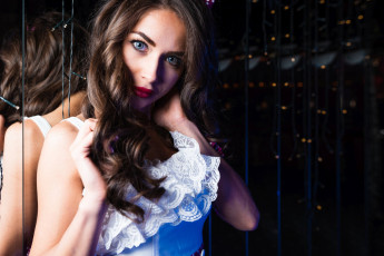 обоя девушки, - брюнетки,  шатенки, golden, girls, ночной, клуб, модель