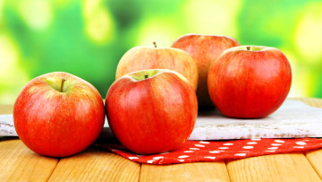 обоя еда, яблоки, красные, салфетка, досточка, столешница