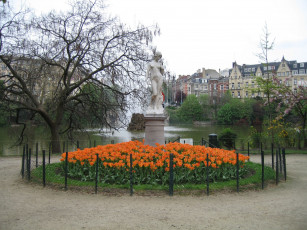 Картинка города памятники скульптуры арт объекты скульптура девушки