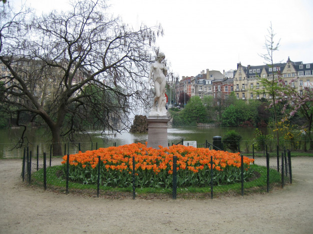 Обои картинки фото города, памятники, скульптуры, арт, объекты, скульптура, девушки