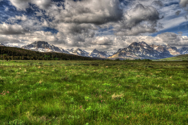 Обои картинки фото природа, луга, пейзаж, облака, горы