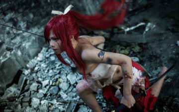 Картинка девушки -unsort+ креатив scarlet erza кровь меч девушка anime косплей tail titania fairy хвост феи