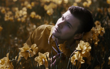 Картинка мужчины -+unsort мужчина портрет цветы