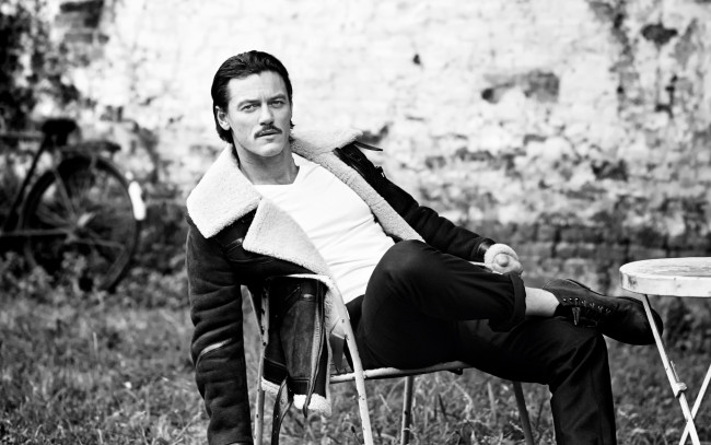 Обои картинки фото мужчины, luke evans, люк, эванс, luke, evans, фотосесия