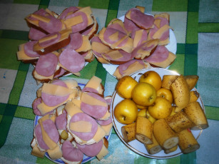 Картинка еда бутерброды +гамбургеры +канапе бананы яблоки хлеб колбаса сыр