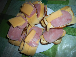 Картинка еда бутерброды +гамбургеры +канапе колбаса сыр хлеб