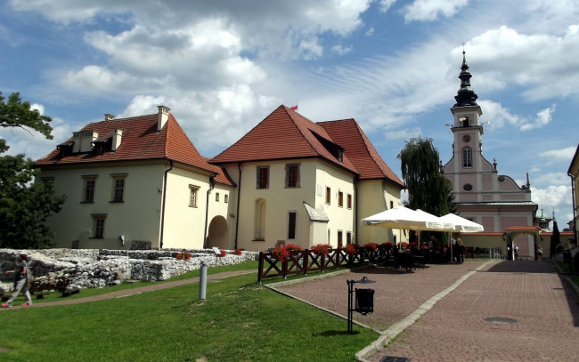 Обои картинки фото города, краков , польша, костел