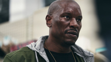 Картинка rogue+hostage+ +2021+ кино+фильмы rogue+hostage rogue hostage боевик tyrese gibson триллер бандит заложник