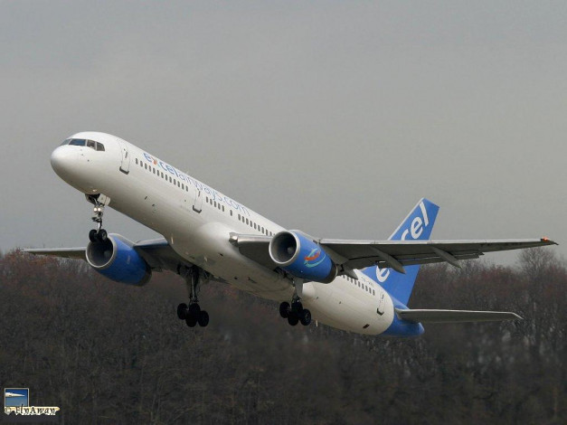 Обои картинки фото авиация, пассажирские, самолёты