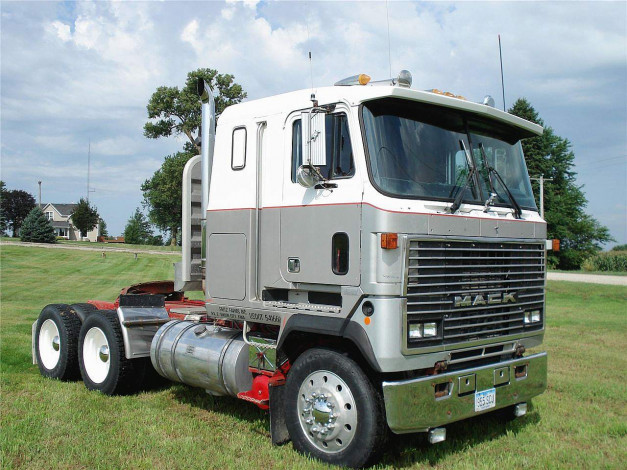 Обои картинки фото автомобили, mack