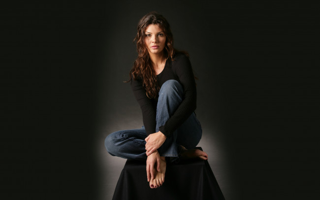 Обои картинки фото Ali Landry, девушки, улыбка