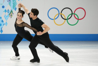 обоя спорт, фигурное катание, девушка, выступление, мужчина