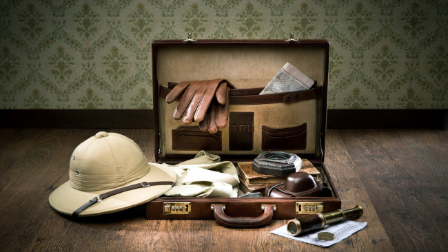 Обои картинки фото разное, одежда,  обувь,  текстиль,  экипировка, фотоаппарат, рубашка, чемодан, шлем, перчатки