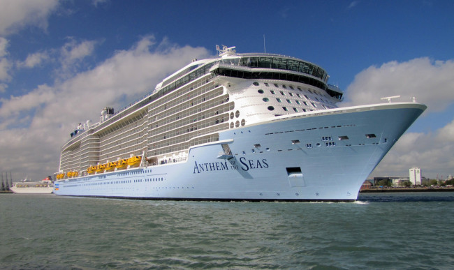 Обои картинки фото корабли, лайнеры, лайнер, круиз