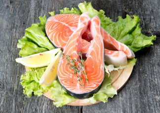 Картинка еда рыба +морепродукты +суши +роллы лимон розмарин форель свежая