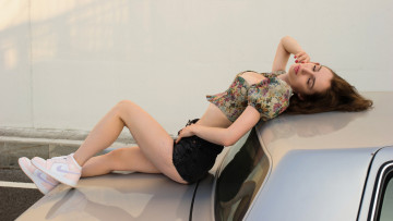 Картинка девушки -+брюнетки +шатенки audi a7