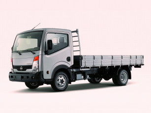 Картинка автомобили nissan datsun