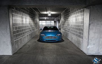 Картинка автомобили aston martin