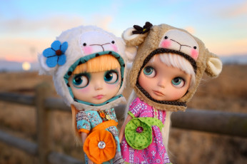 Картинка разное игрушки кукла