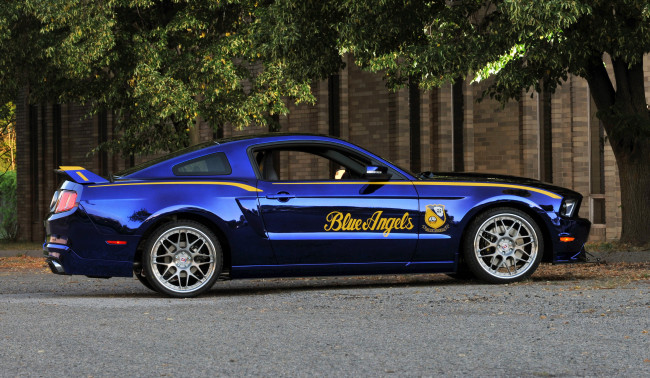 Обои картинки фото 2012, ford, mustang, gt, blue, angels, автомобили