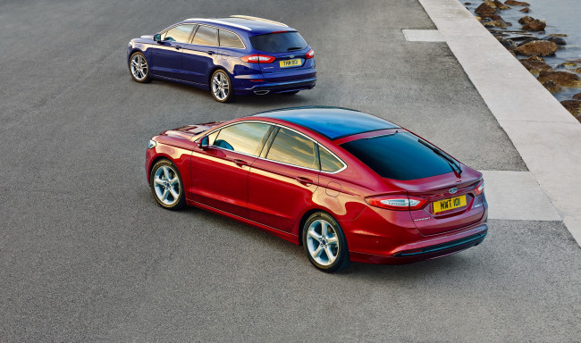 Обои картинки фото автомобили, ford, uk-spec, hatchback, mondeo, 2014г