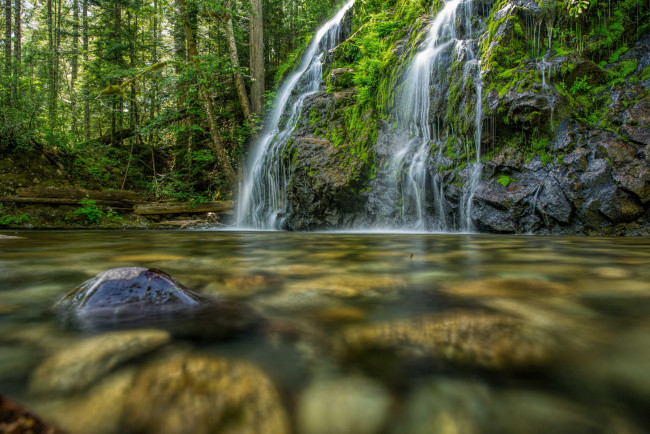 Обои картинки фото природа, водопады, лес, водопад, река