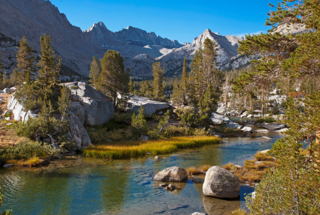 Обои картинки фото природа, реки, озера, река, лес, горы