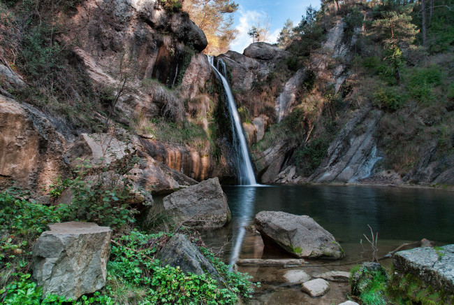 Обои картинки фото природа, водопады, лес, река, водопад