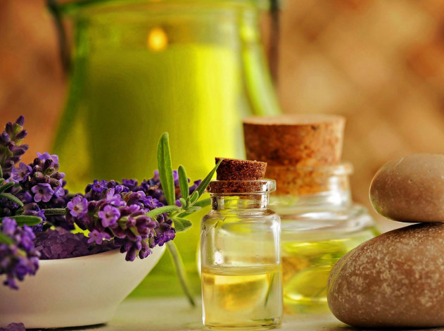 Обои картинки фото разное, косметические средства,  духи, лаванда, масло, флаконы
