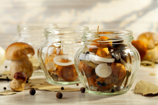 Обои картинки фото еда, грибы,  грибные блюда, боровики