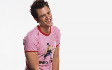 обоя мужчины, johnny knoxville, актер, улыбка, футболка