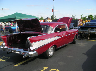Картинка chevy bel air автомобили выставки уличные фото