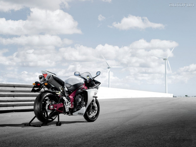 Обои картинки фото мотоциклы, yamaha