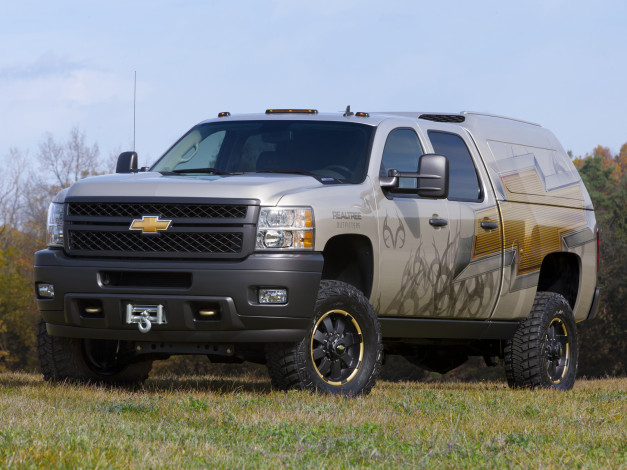 Обои картинки фото chevrolet, silverado, 2500, hd, realtree, concept, автомобили, custom, 5dr, off, road