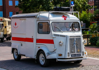 Картинка автомобили скорая+помощь медпомощь