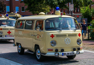 Картинка автомобили скорая+помощь медпомощь